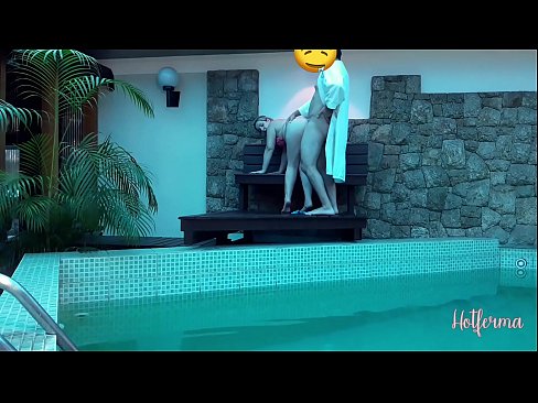 ❤️ Šef poziva sobaricu na bazen, ali nije mogao odoljeti vrućini Domaći porno na hr.sexvideosex.top ❤
