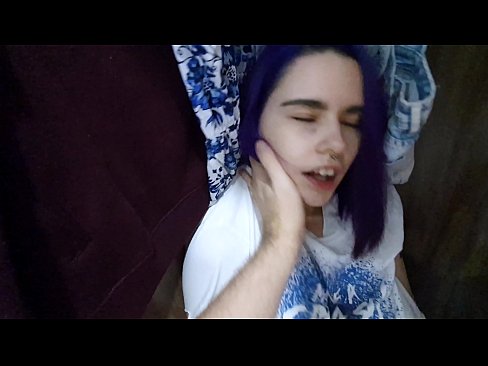 ❤️ Našao sam svoju sestru u ormaru i pomogao joj da svrši Domaći porno na hr.sexvideosex.top ❤